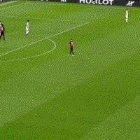 【意甲】迪亚斯破门+造点 AC米兰3比0客胜尤文图斯