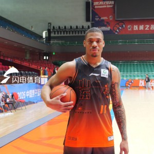 开云官方网-山东高速主场迎战江苏，新外援今晚将迎首秀，邱彪透露琼斯伤情